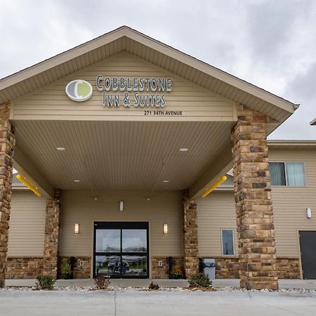 Cobblestone Hotel & Suites-Sheldon Exterior foto